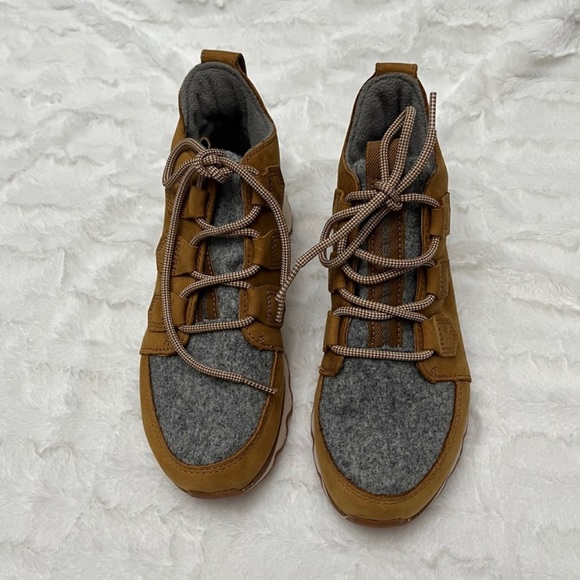 SOREL Women’s  KINETIC CARIBOU Waterproof Boot Size 5 - Picture 11 of 14